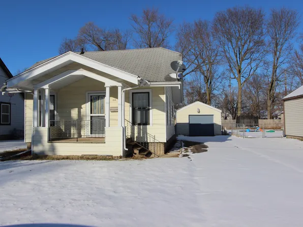 818 Fitch Rd, Rockford, IL 61109