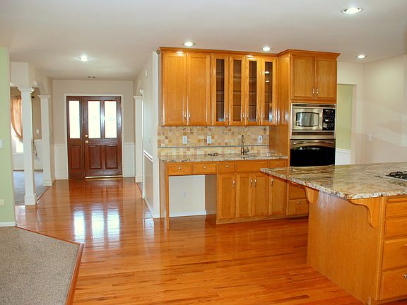 3rd image of 3624 241st Ave SE