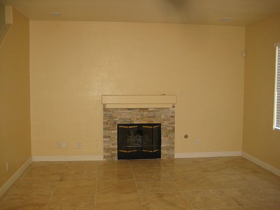 2nd image of 1512 Bishops Lodge St