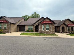 213 W Cobblestone Ct, Russellville, AR 72801