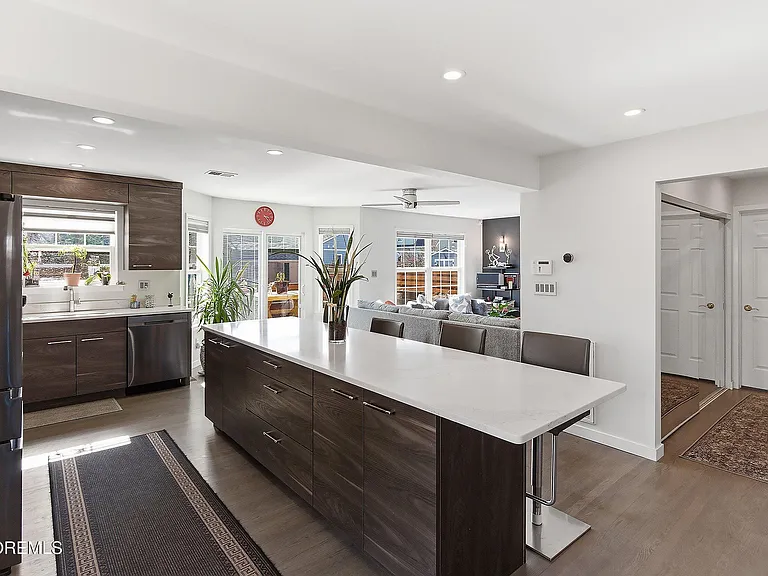 619 Woodland Ave — Photo 12