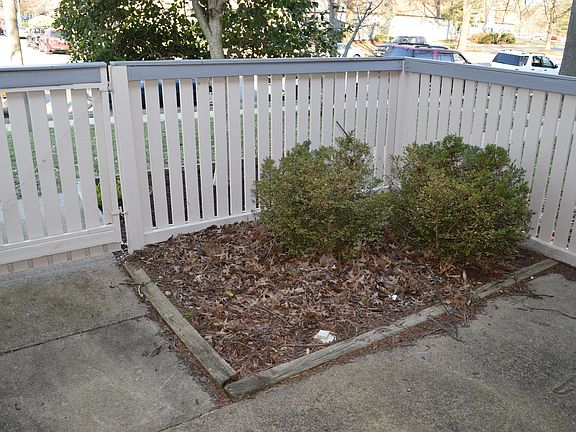 3rd image of 8055 Pantano Pl