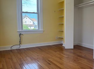 295 Pine St, Lyndhurst, NJ 07071