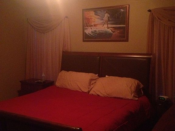 Master holds king size bed 