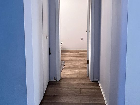 5th image of 6905 Chiswick Ln