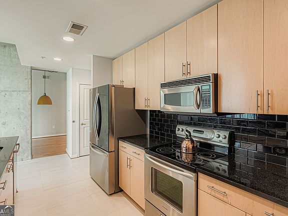 5th image of 860 Peachtree St NE Unit 902