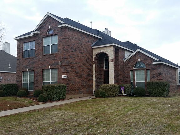 2nd image of 1302 Vistawood Dr