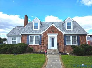 118 Lakeview Ave, Colonial Heights, VA 23834
