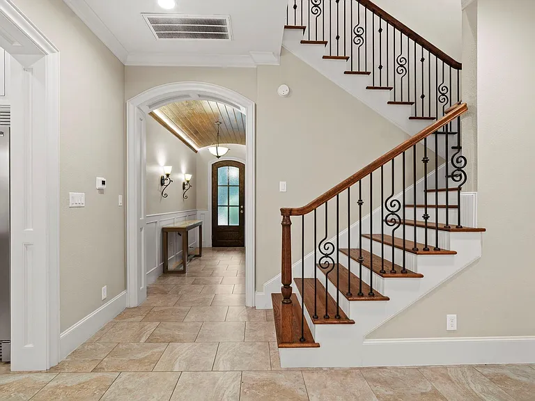 6806 Heron Dr — Photo 24