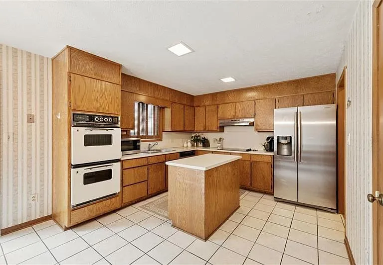 3655 Winters Hill Dr — Photo 7