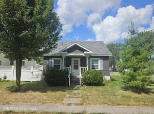 704 Stoker Dr, Saginaw, MI 48604