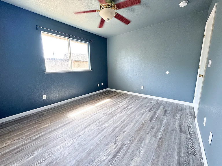 4108 Oak Ct — Photo 17