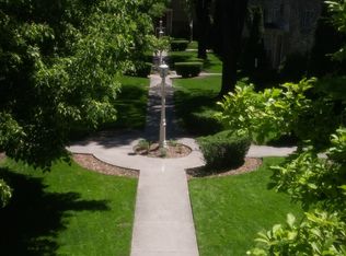 2220 E Murray Holladay Rd APT 69, Holladay, UT 84117