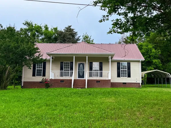 15 Emma May Dr, Fayetteville, TN 37334