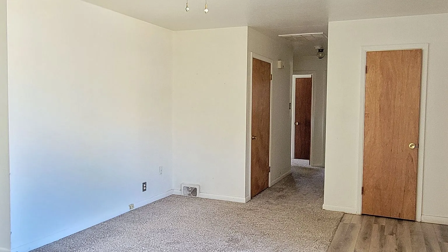 Two Bedroom Home- Lots Of Space — Photo 4