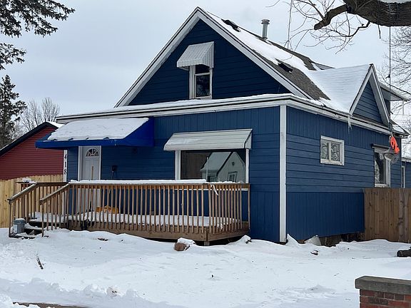 2nd image of 418 Court Ave N