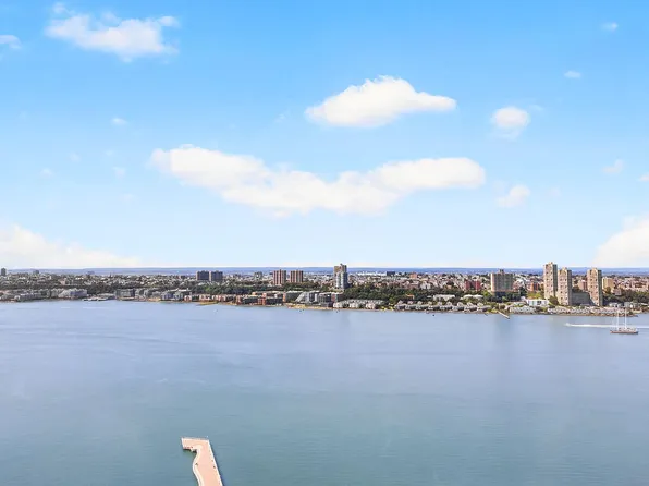 220 Riverside Blvd APT 39C, New York, NY 10069