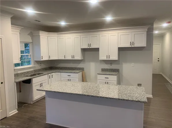 3100 Hull St, Portsmouth, VA 23704