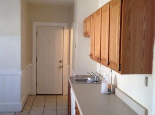 127 Austin St #2, Worcester, MA 01609