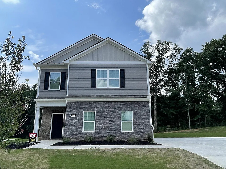 506 Meadows Farm Dr