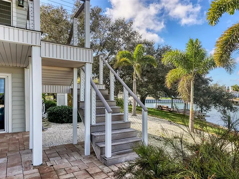 3601 Coquina Key Dr SE — Photo 42