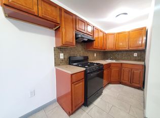 335 N 12th St #2, Newark, NJ 07107