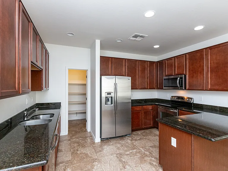 Kathleen-3906 E Leslie Dr Gilbert-6_04082025