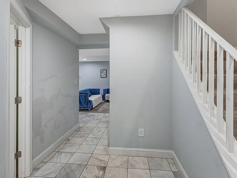 8312 Telegraph Rd — Photo 38