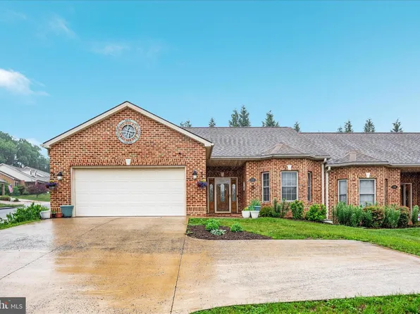 140 Donna Dr, Woodstock, VA 22664