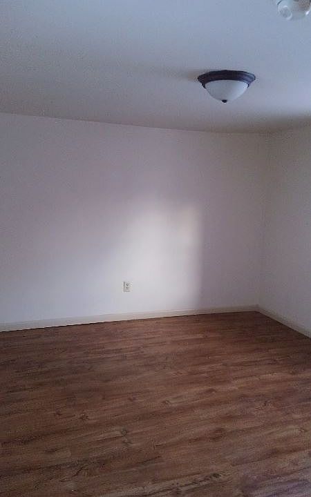 1st image of 10 Pine St #B