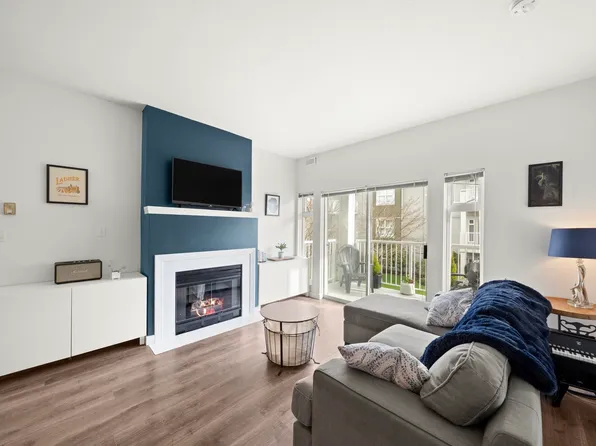 4728 53rd St #206, Delta, BC V4K 2Z1