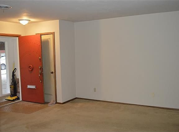 4th image of 1105 SW 43rd St