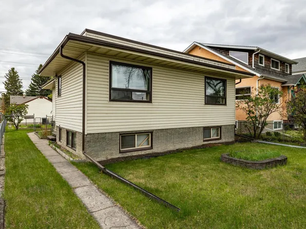 9839 81st Ave NW, Edmonton, AB T6E 1W4
