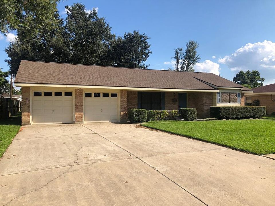 1st image of 3155 Sandalwood Dr