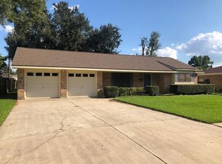 3155 Sandalwood Dr, Port Neches, TX 77651