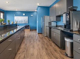 17 Broad, Chattanooga, TN 37408