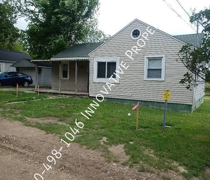 4064 Homestead Dr — Photo 2