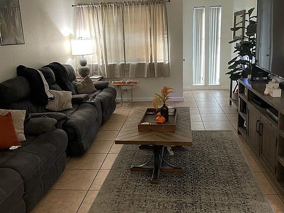 2nd image of 7603 Agustawood Pl