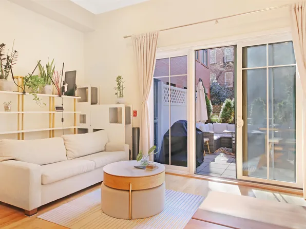 61 Grand Street image 7 of 23