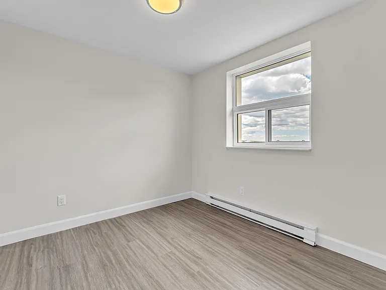 722 John Counter Blvd — Photo 22