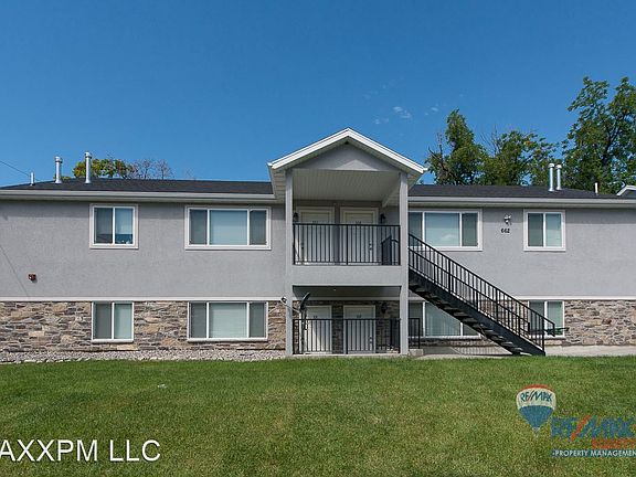 3rd image of 662 W Meadow Dr APT 201