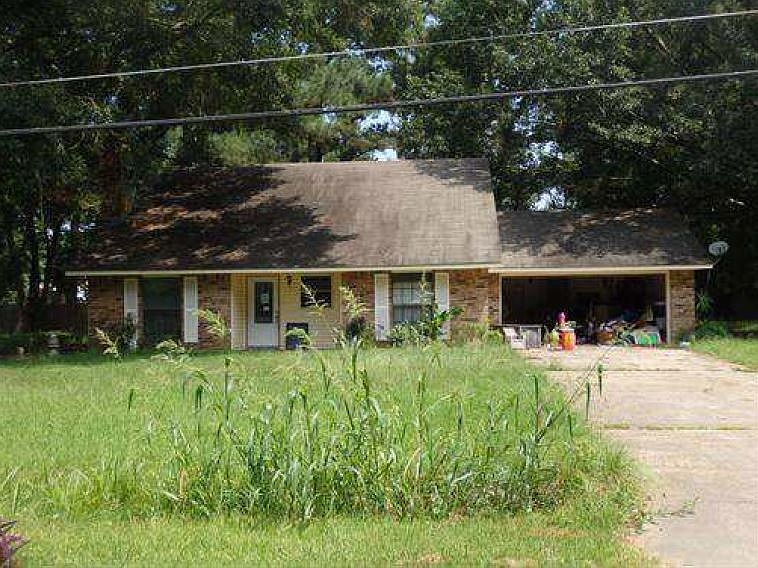 1st image of 10419 Brooks Dr