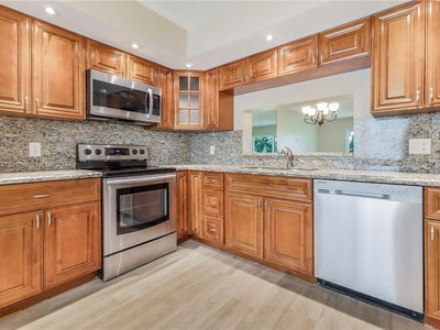 12800 SW 7th Ct APT 209G, Pembroke Pines, FL, 33027