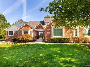 47083 Lyndon Ave, Canton, MI 48187