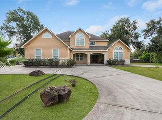 721 Oak Hill Ln, Pinehurst, TX 77362