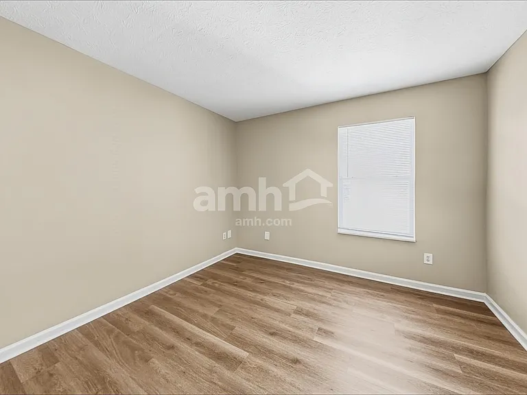 7317 Wellwood Dr — Photo 18