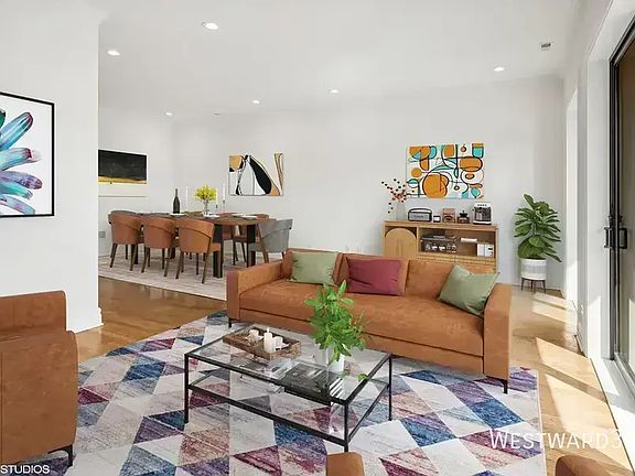 3rd image of 3316 N Halsted St #3