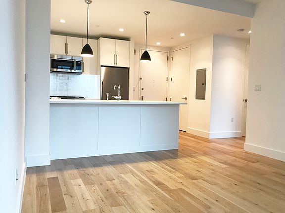 3rd image of 2721 44th Dr APT 506