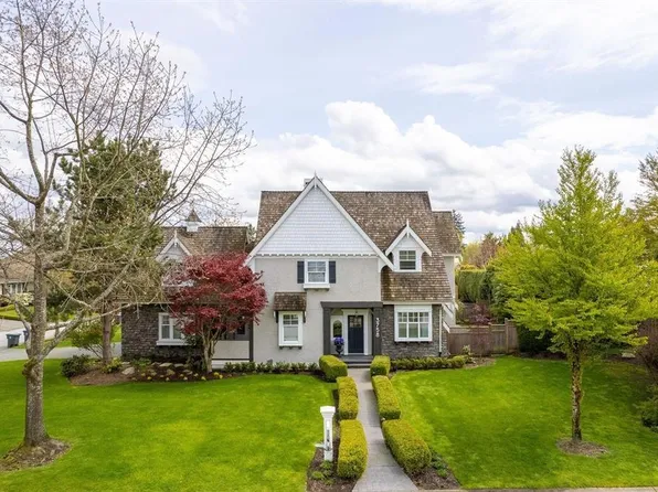 3758 Devonshire Dr, Surrey, BC V3Z 0H8