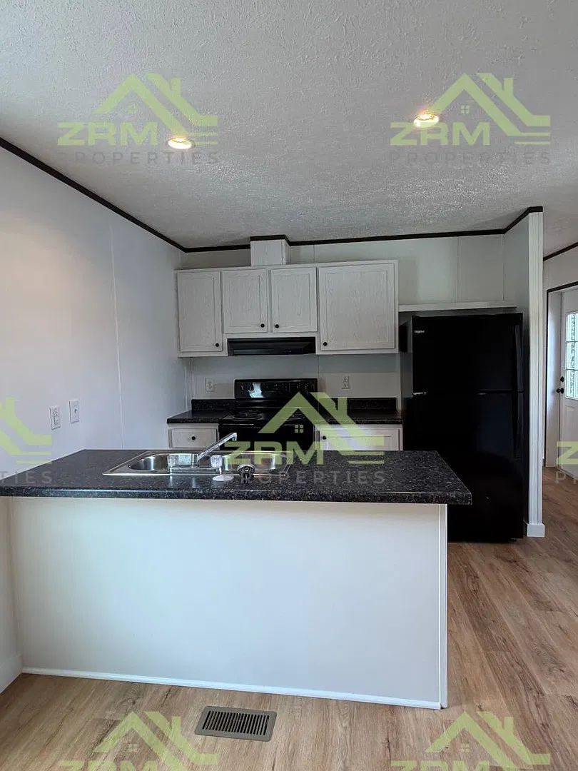 10422 Glendale Street — Photo 3